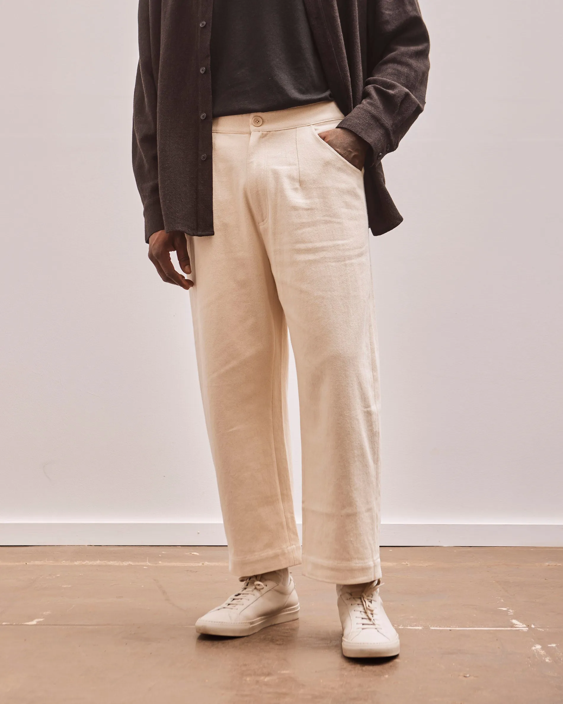7115 Unisex Signature Curved Leg Trouser, Off-White