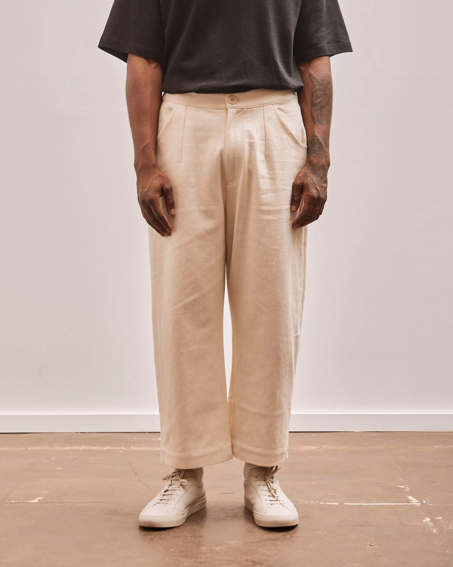 7115 Unisex Signature Curved Leg Trouser, Off-White
