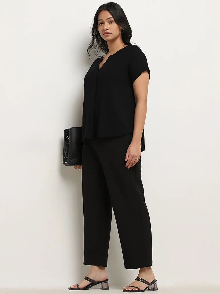 Gia Black Solid Top