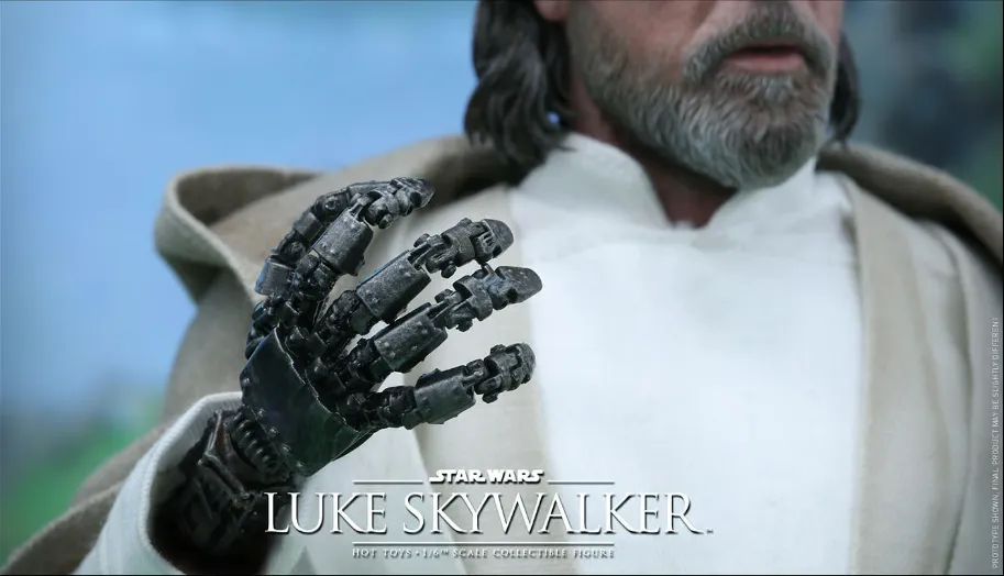 HOT TOYS STAR WARS: THE FORCE AWAKENS LUKE SKYWALKER 1/6 MMS390