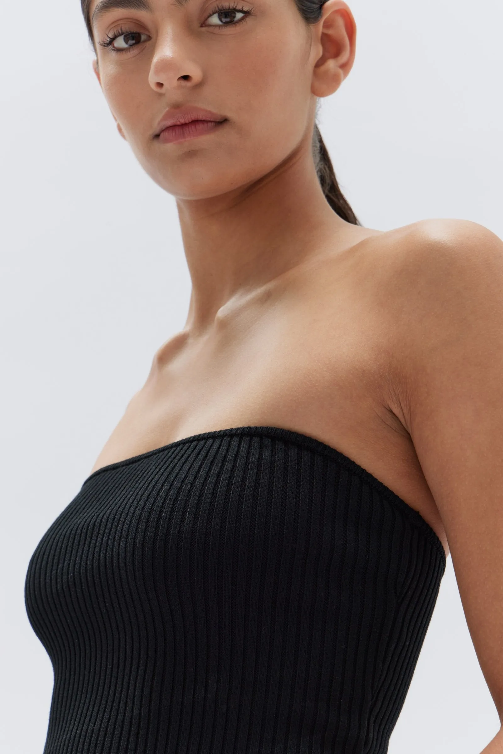 Skara Strapless Rib Top