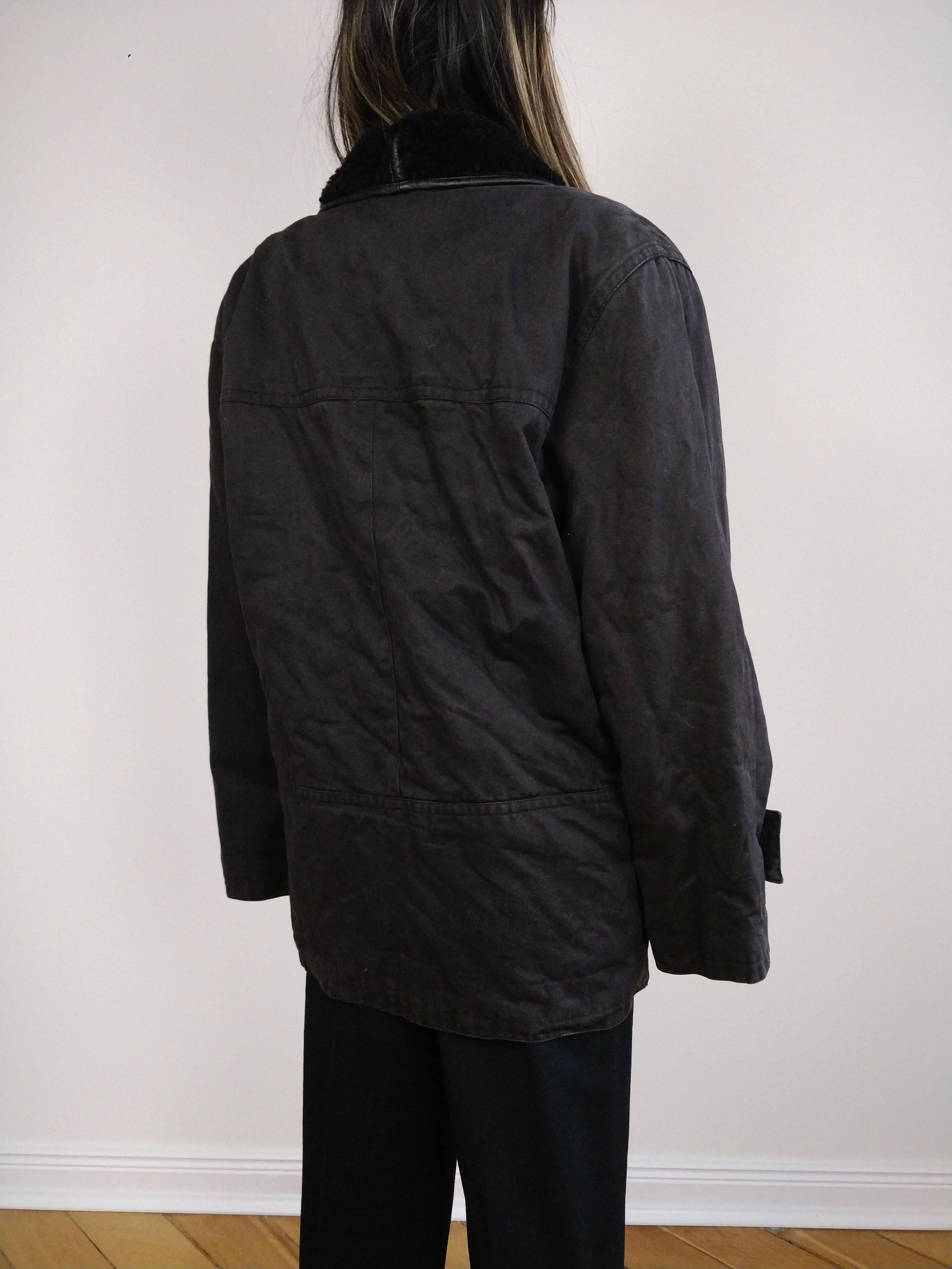 The Black Faux Sherpa Coat | Vintage cotton winter coat with faux sherpa collar lined padded faux shearling coat jacket M