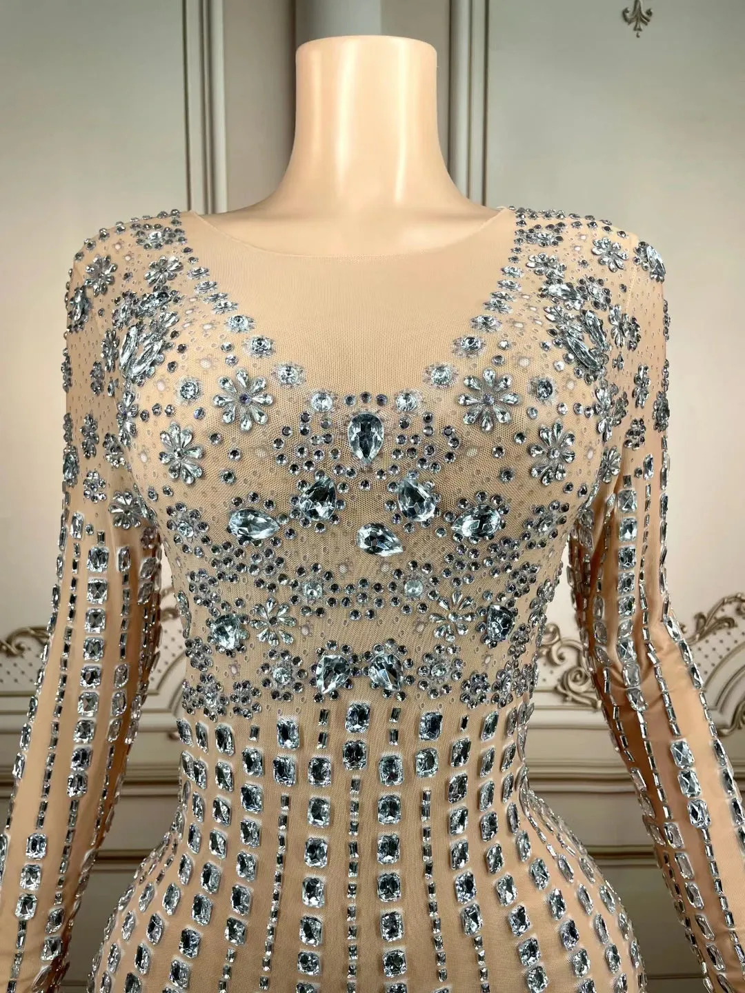 Trend4us Luxury Crystal Rhinestone Ball Gown